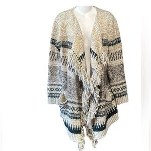 Cabi Waterfall sweater. EUC. Size small.